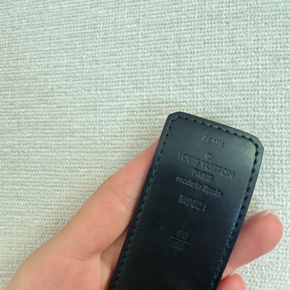 LV Initiales 40MM Reversible - Picture 5 of 6